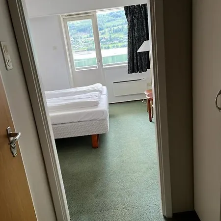 Ulvik Hotel 3*