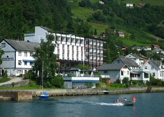 Ulvik Hotel 3*